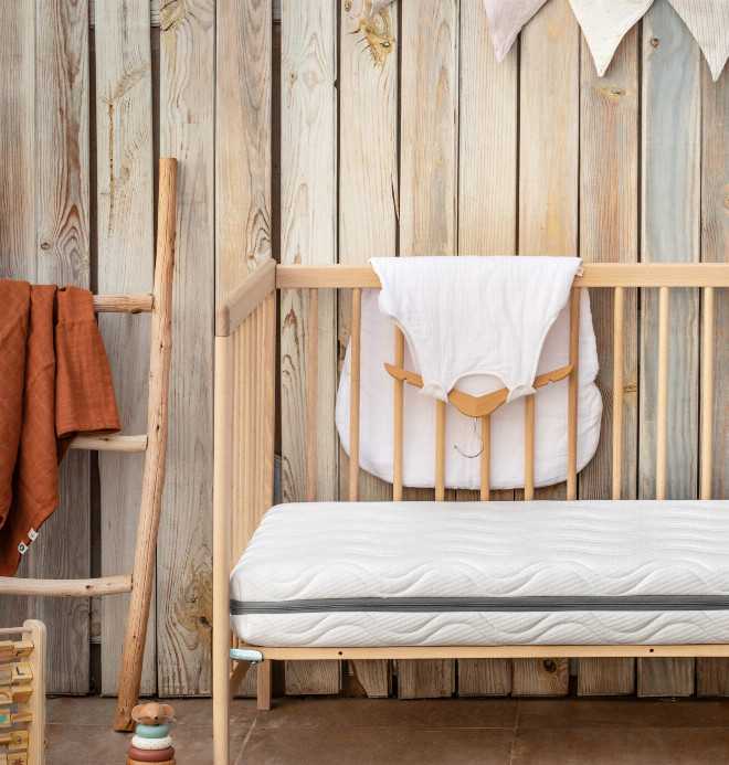 子宫内膜炎影响月经量吗？吃促排药卵泡多怎么办？